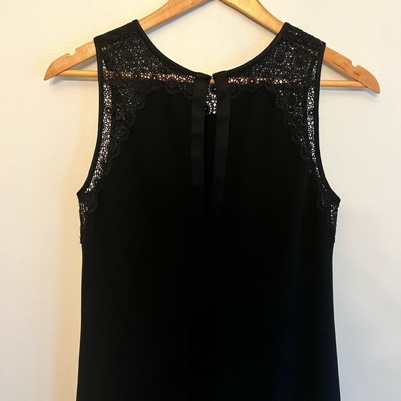 Club Monaco Crochet Lace Keyhole Back Sleeveless Dress - Picture 7 of 7